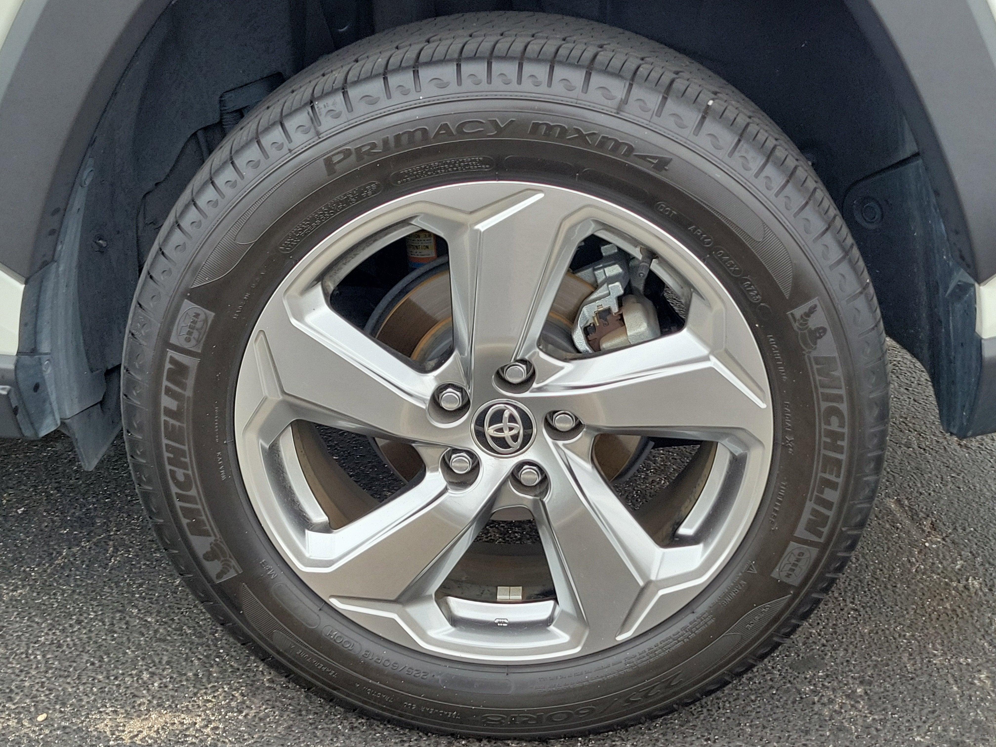 2021 Toyota RAV4 Hybrid XLE Premium