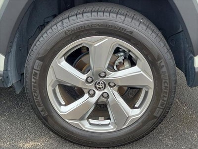 2021 Toyota RAV4 Hybrid XLE Premium