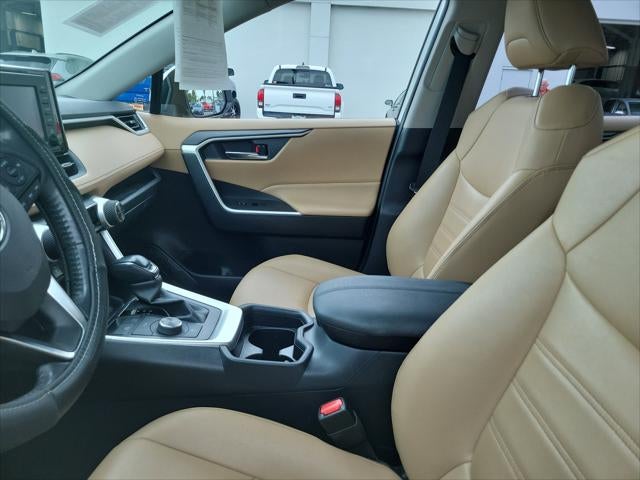 2021 Toyota RAV4 Hybrid XLE Premium