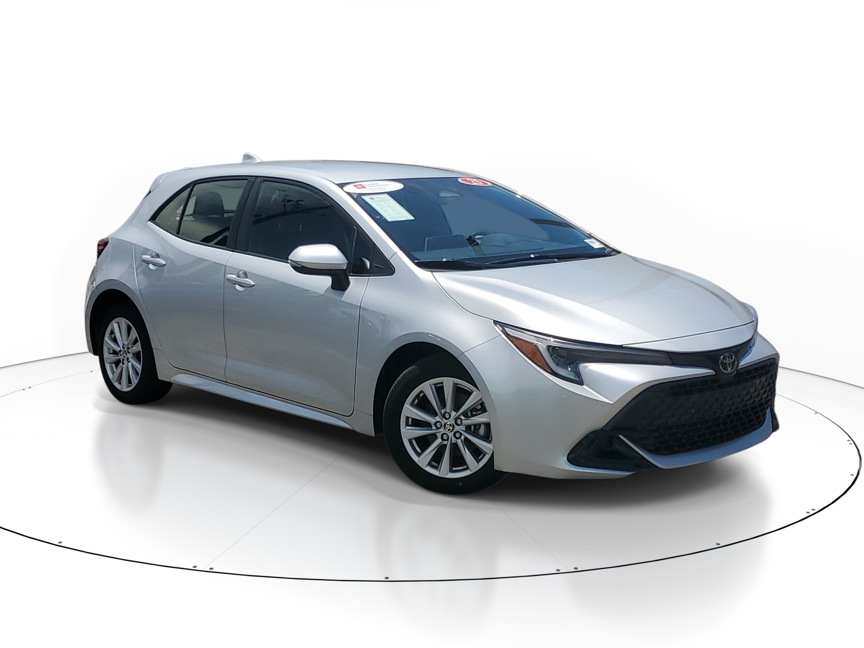 2025 Toyota Corolla Hatchback SE
