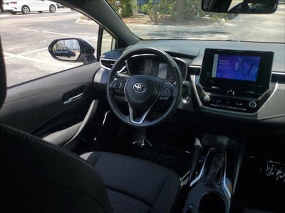 2025 Toyota Corolla Hatchback SE