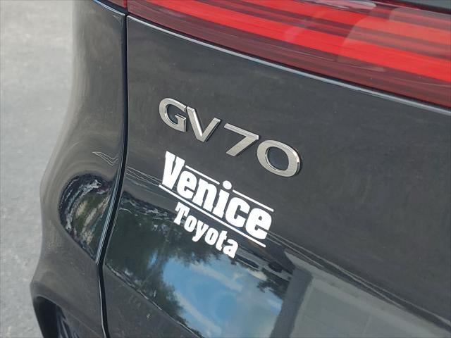 2023 Genesis GV70 2.5T