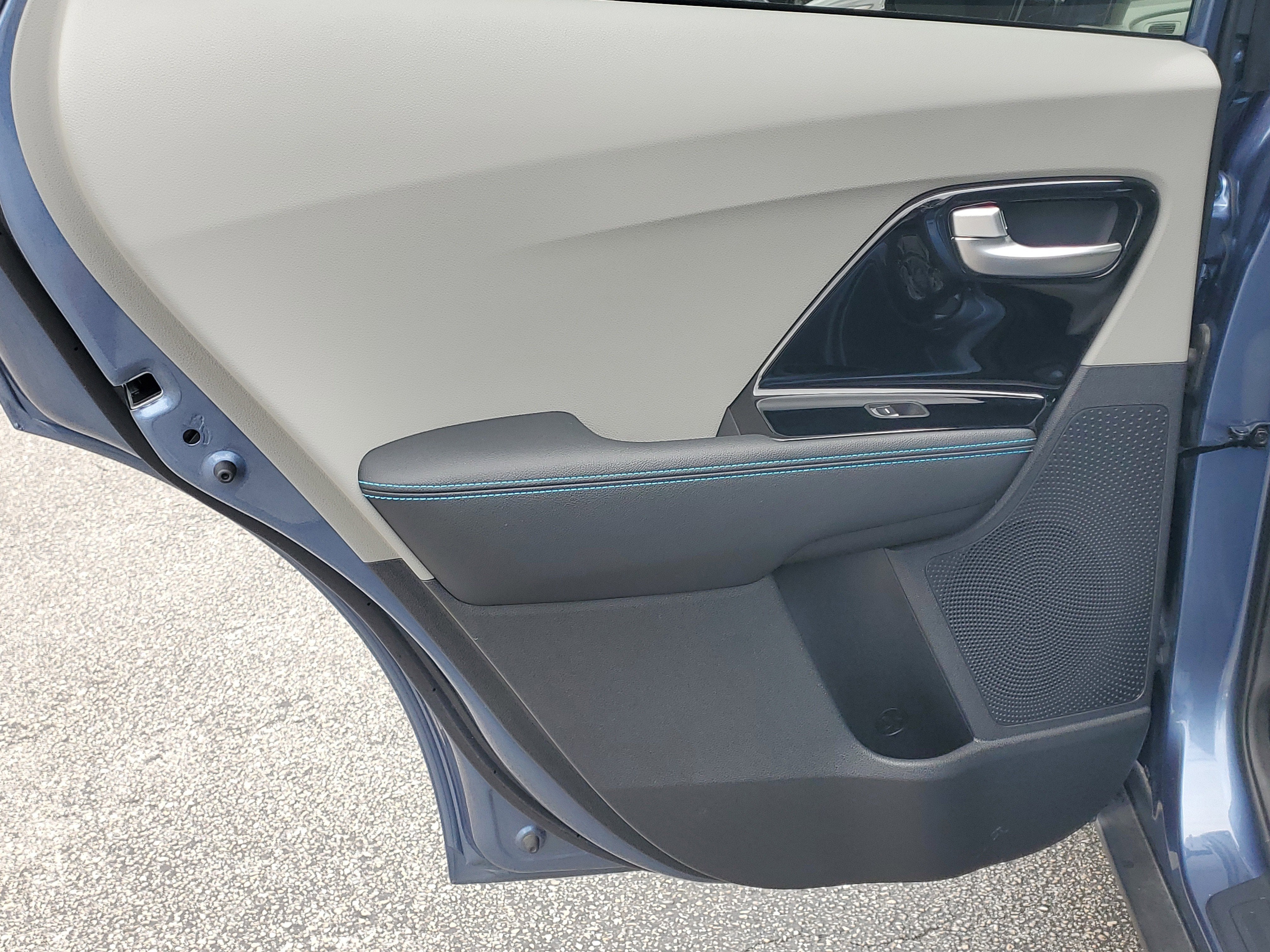 2021 Kia Niro Touring SE