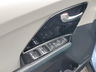2021 Kia Niro Touring SE