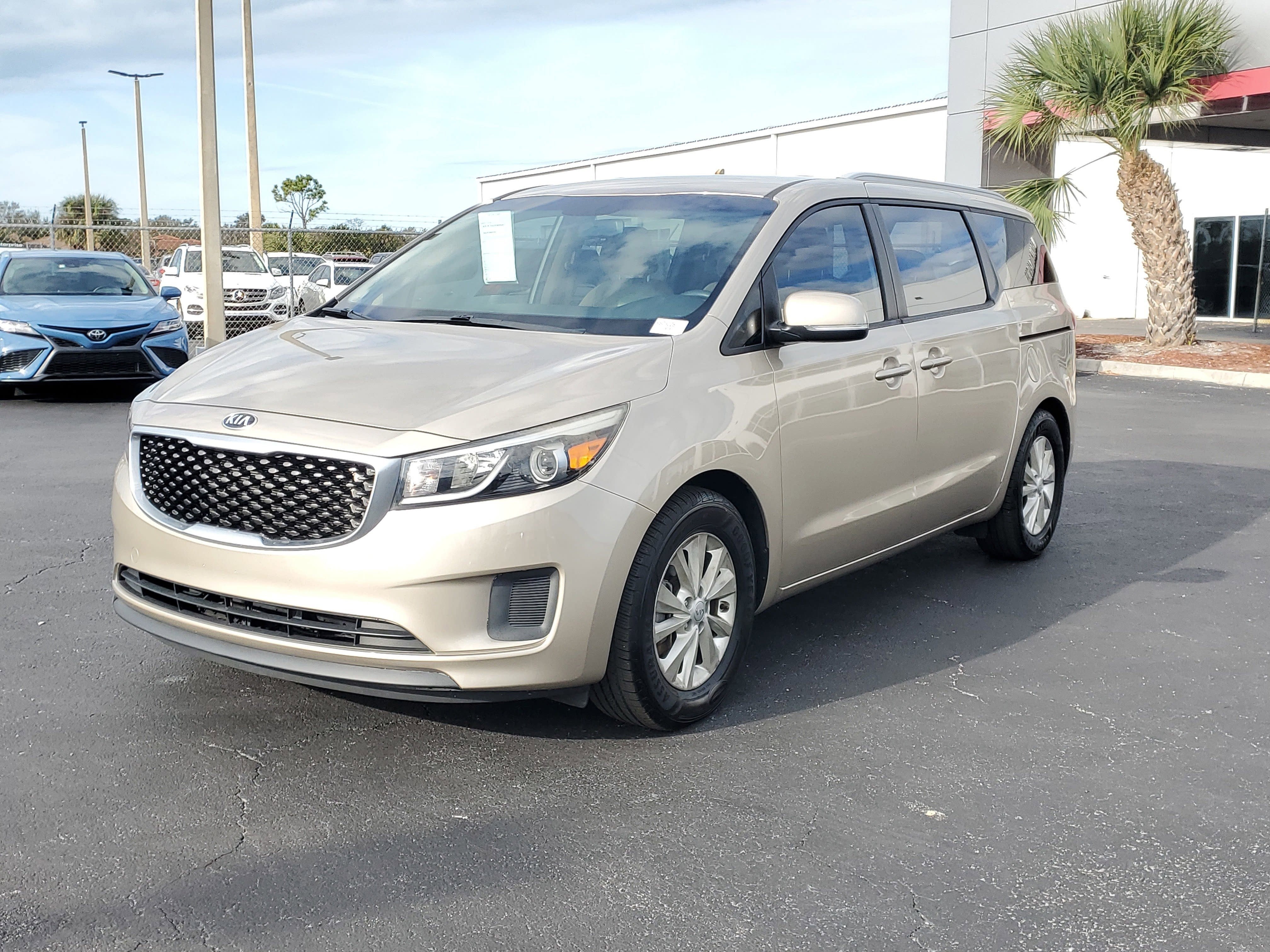 2015 Kia Sedona LX