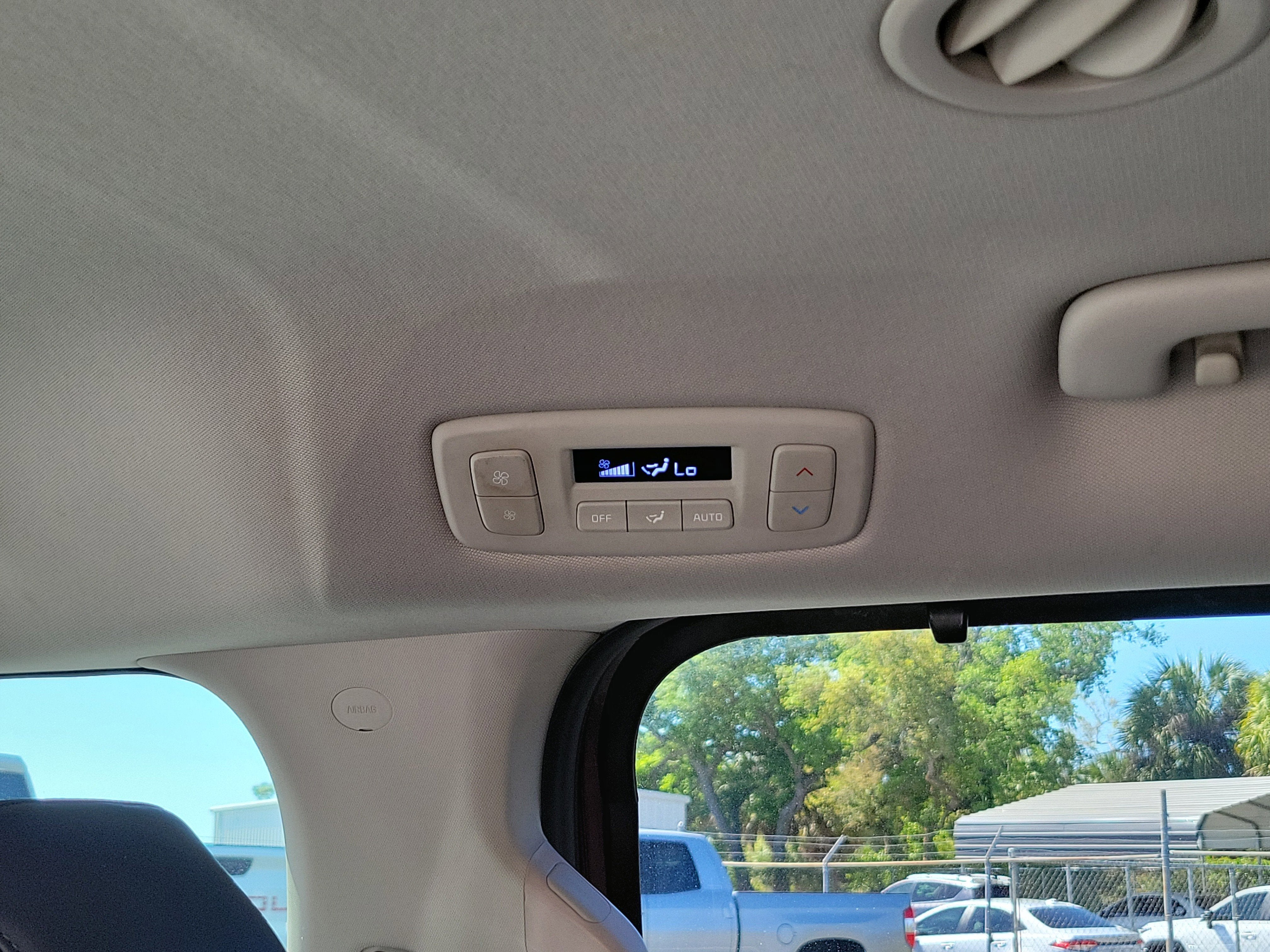 2023 Kia Carnival SX