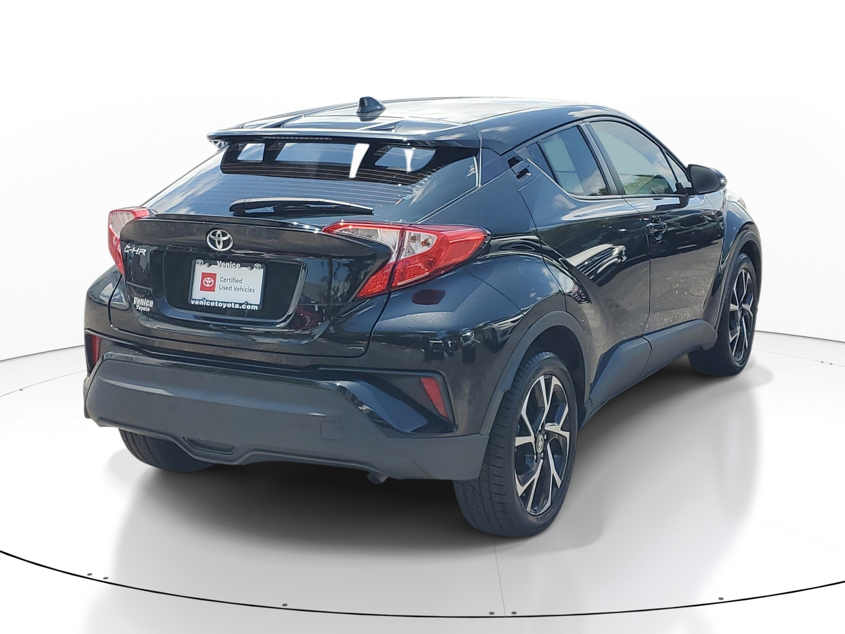 2021 Toyota C-HR XLE