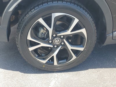 2021 Toyota C-HR XLE