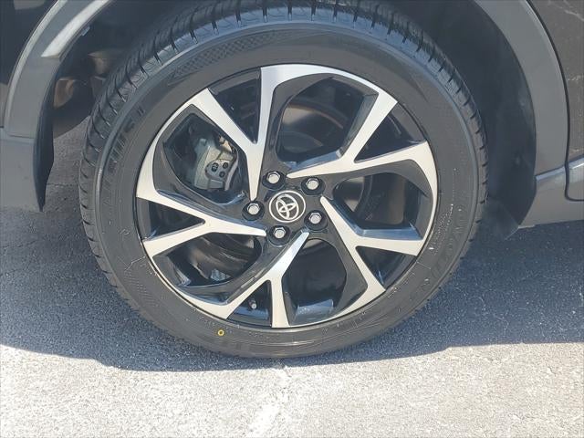 2021 Toyota C-HR XLE