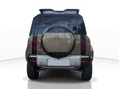 2025 Land Rover Defender S