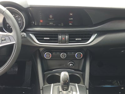 2018 Alfa Romeo Stelvio Base