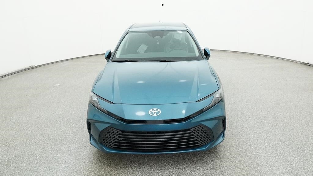 2025 Toyota Camry LE FWD