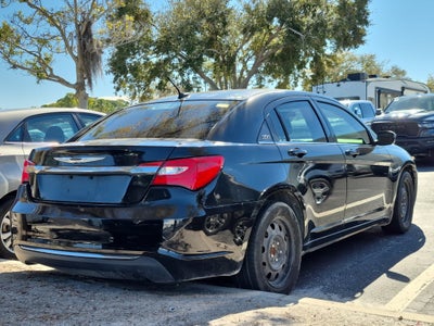 2013 Chrysler 200 Touring