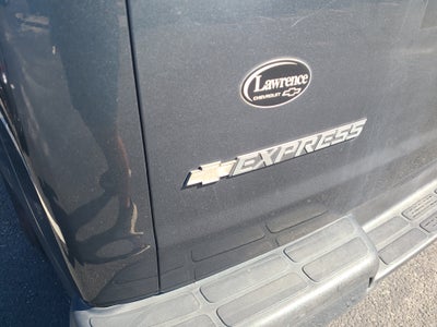 2017 Chevrolet Express Passenger LT