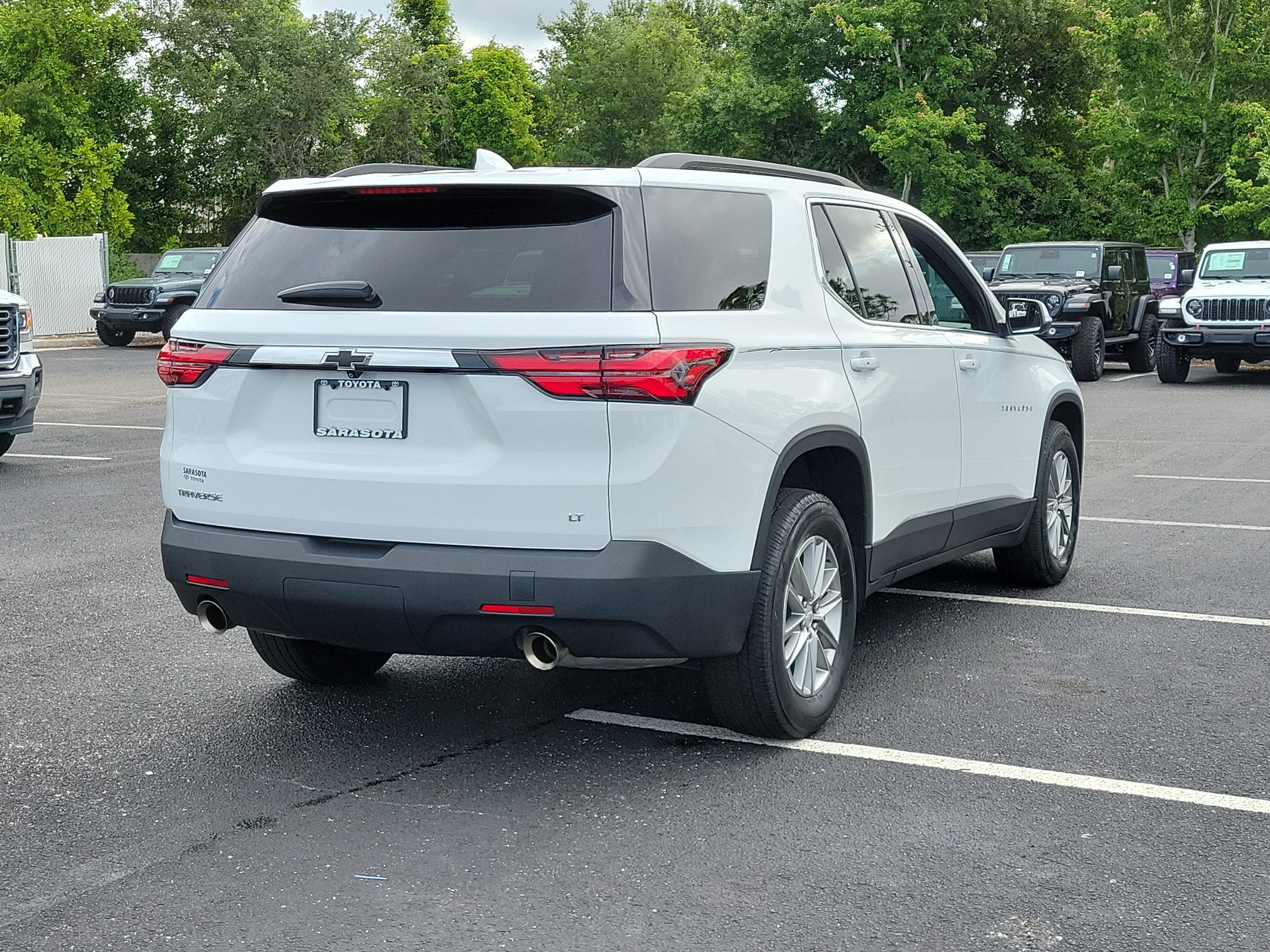 2023 Chevrolet Traverse LT