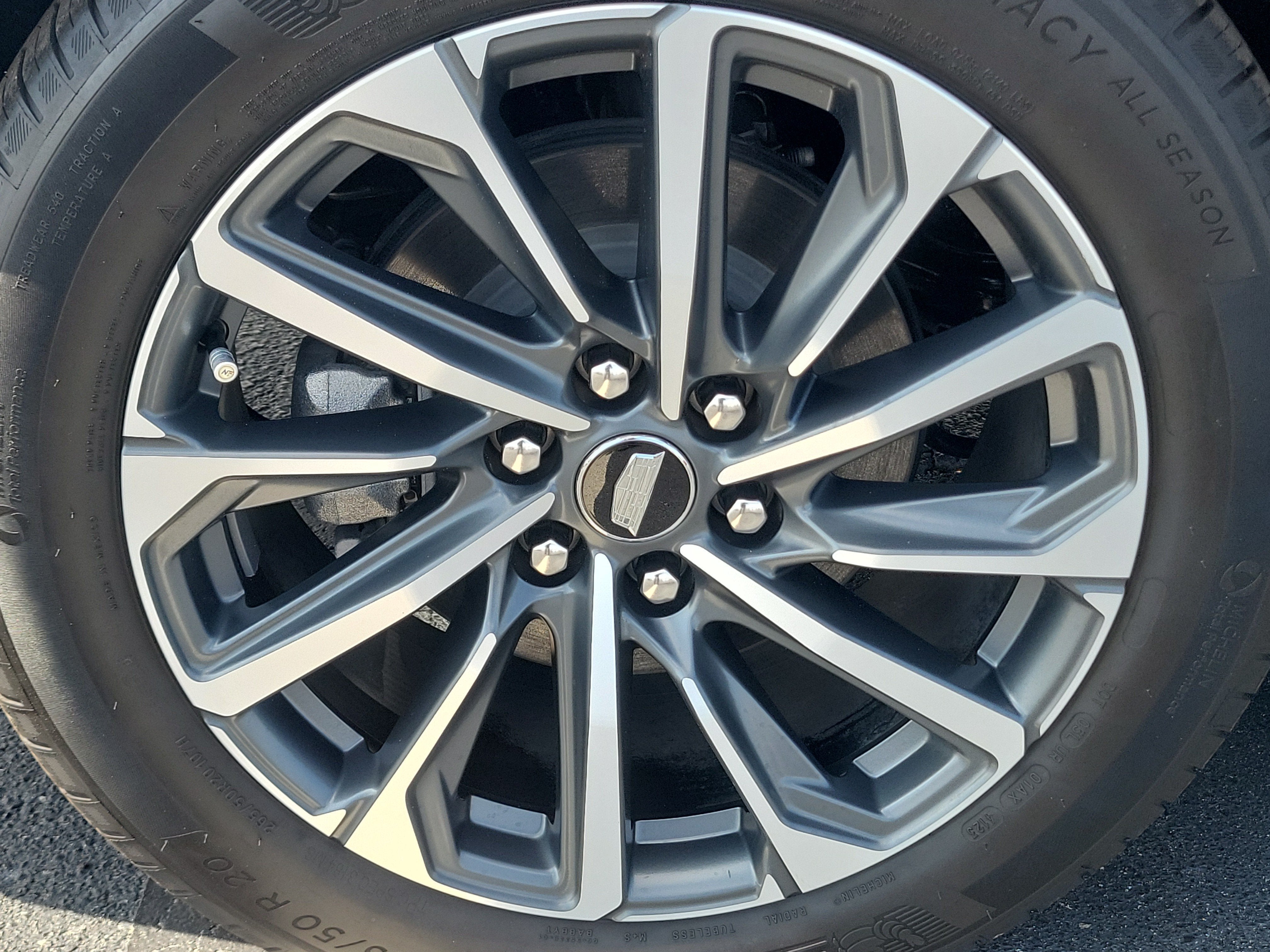 2024 Cadillac LYRIQ Sport