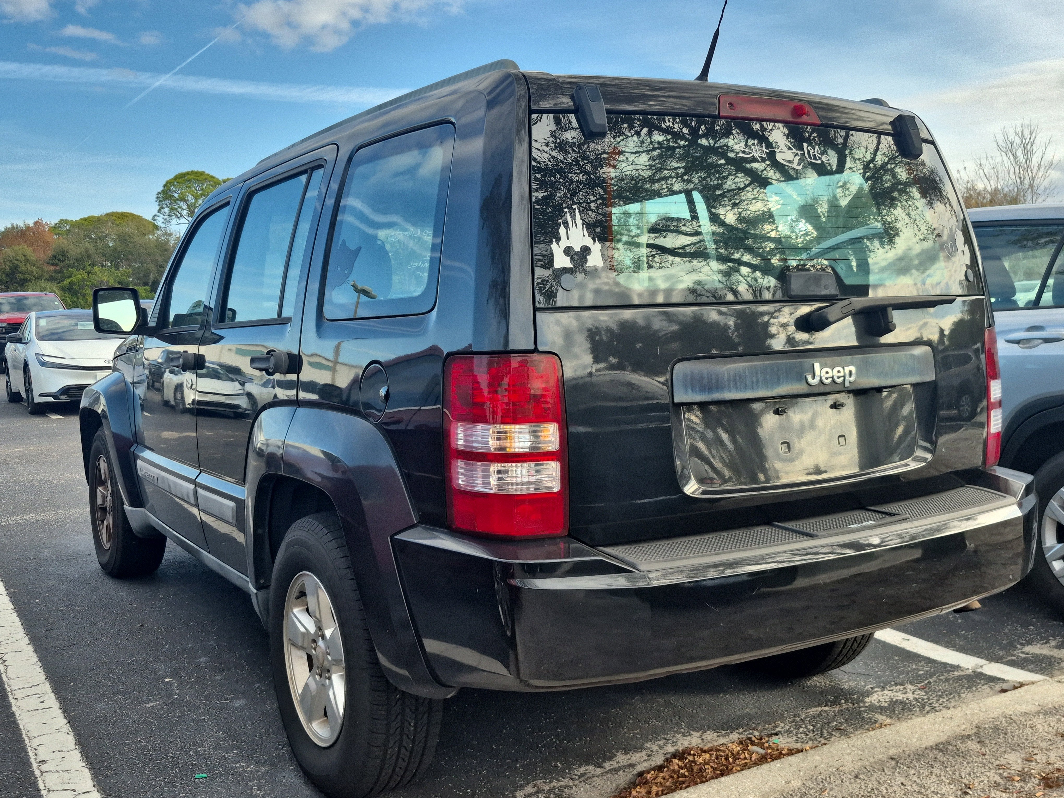 Used 2011 Jeep Liberty Sport with VIN 1J4PP2GKXBW524392 for sale in Sarasota, FL