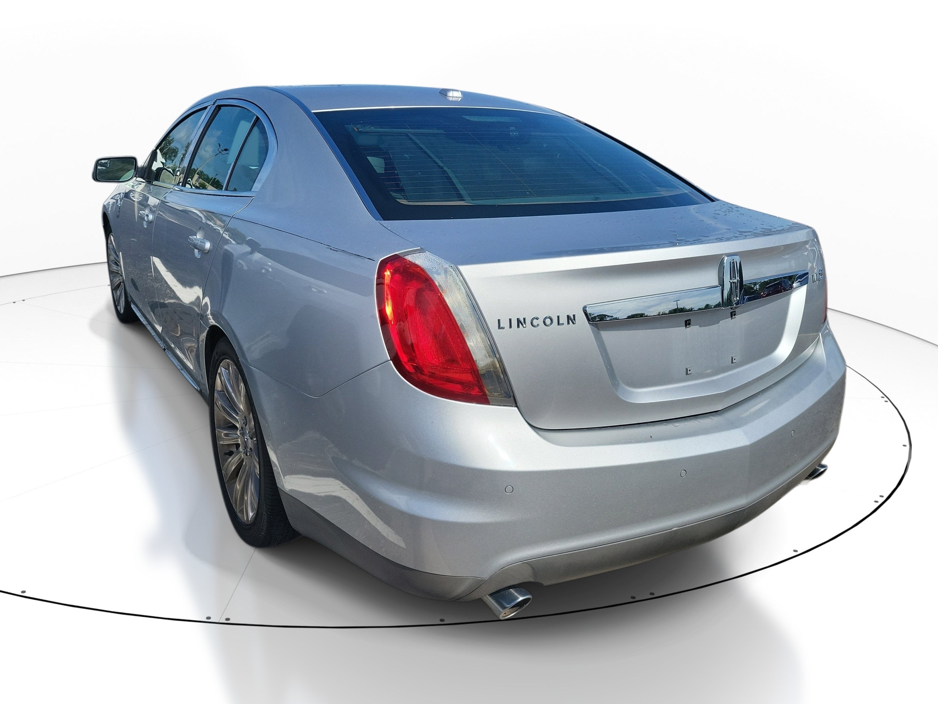 2011 Lincoln MKS 4dr Sdn 3.7L FWD