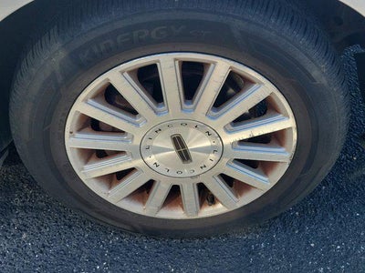 2004 Lincoln Town Car Executive