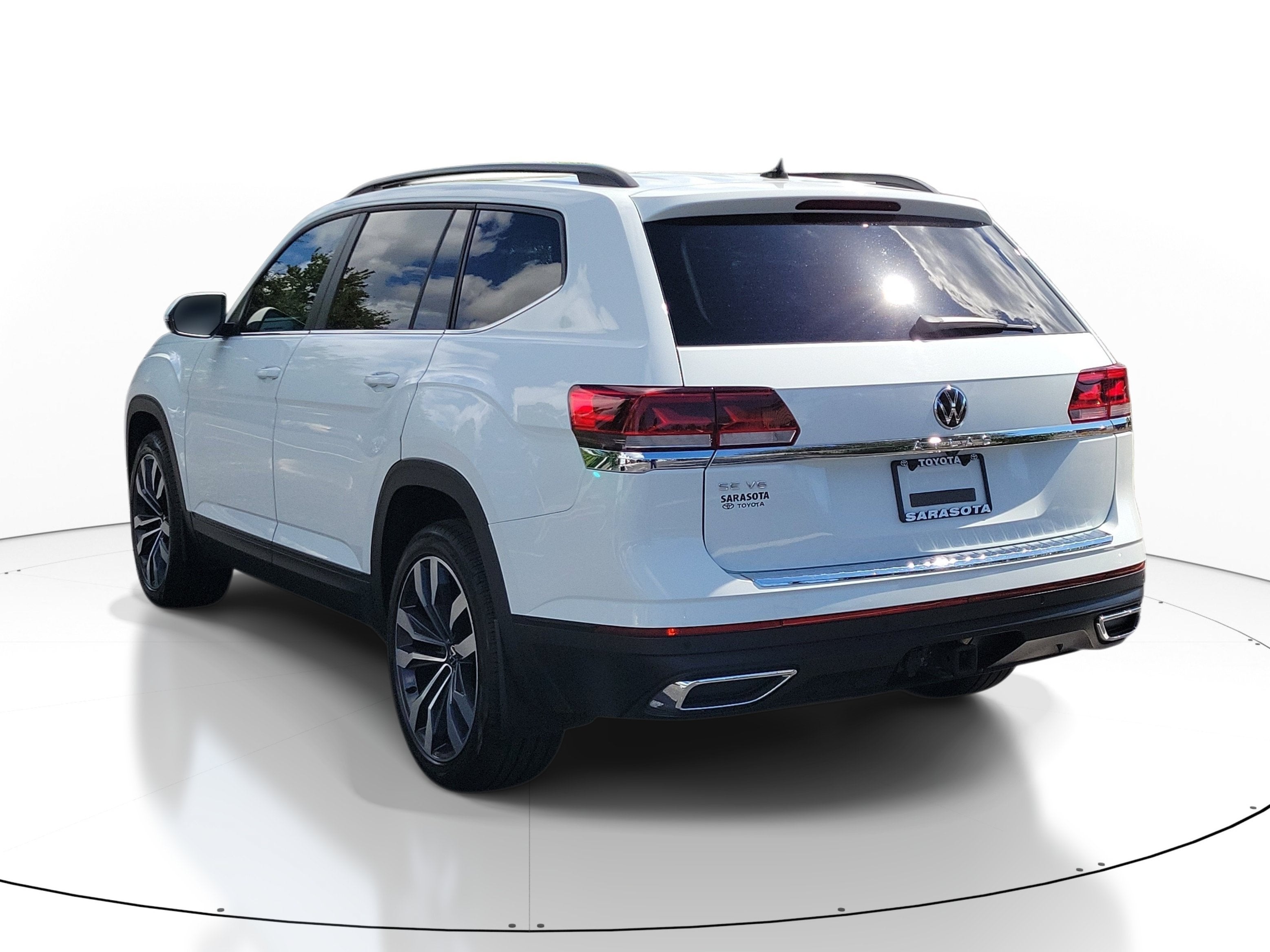 2022 Volkswagen Atlas 3.6L V6 SE w/Technology