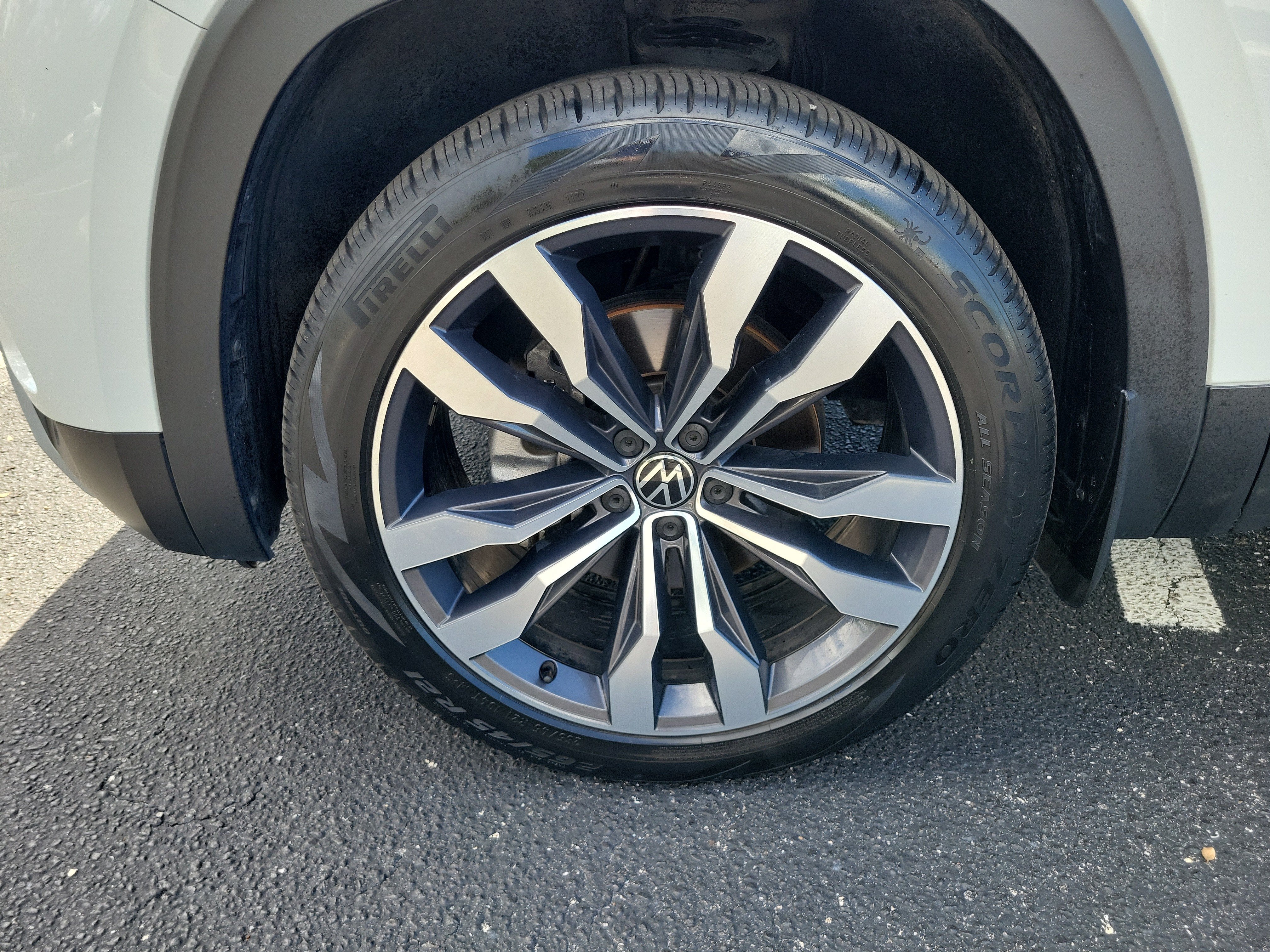 2022 Volkswagen Atlas 3.6L V6 SE w/Technology