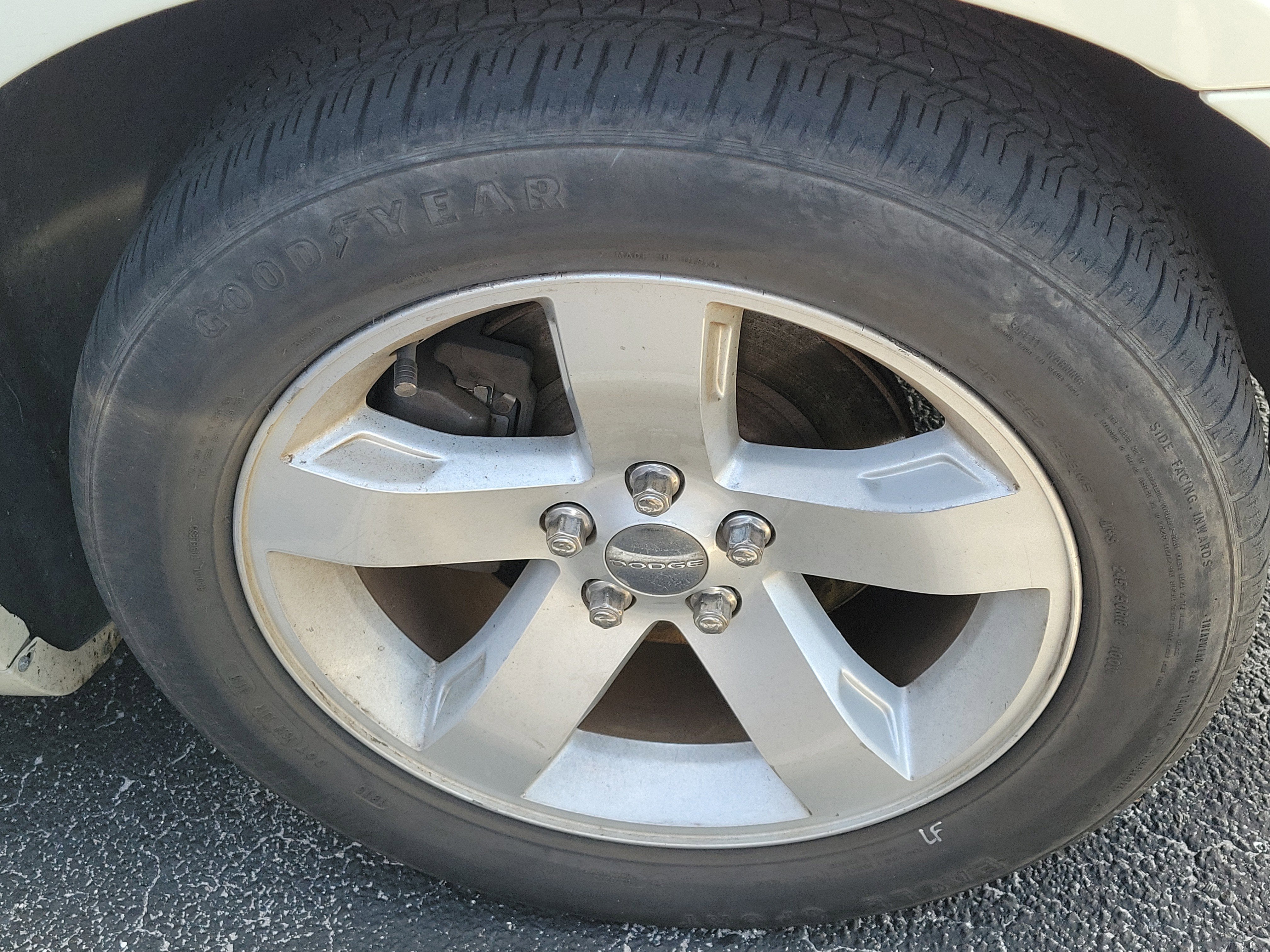 2006 Chrysler 300 4dr Sdn 300