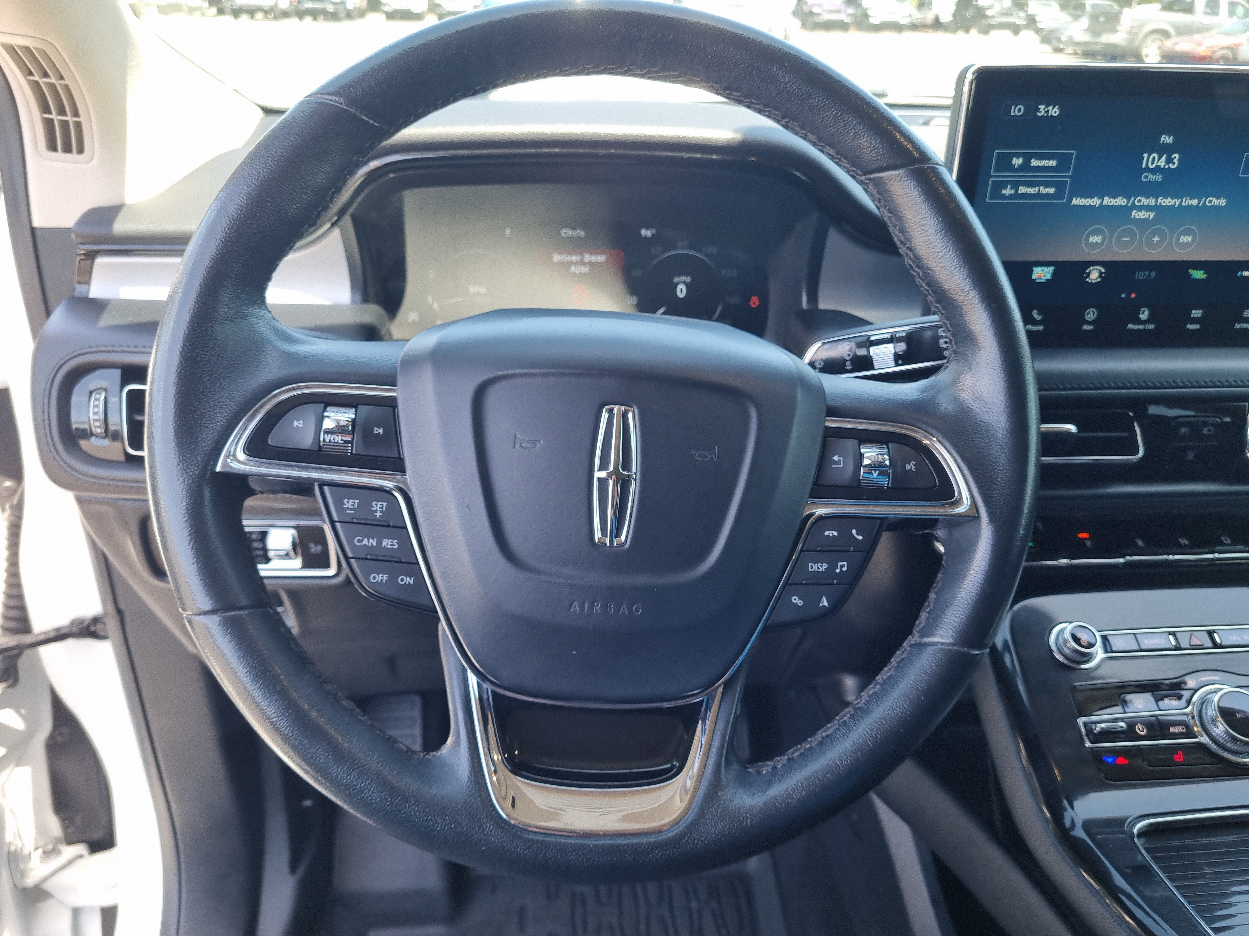 2023 Lincoln Nautilus Standard