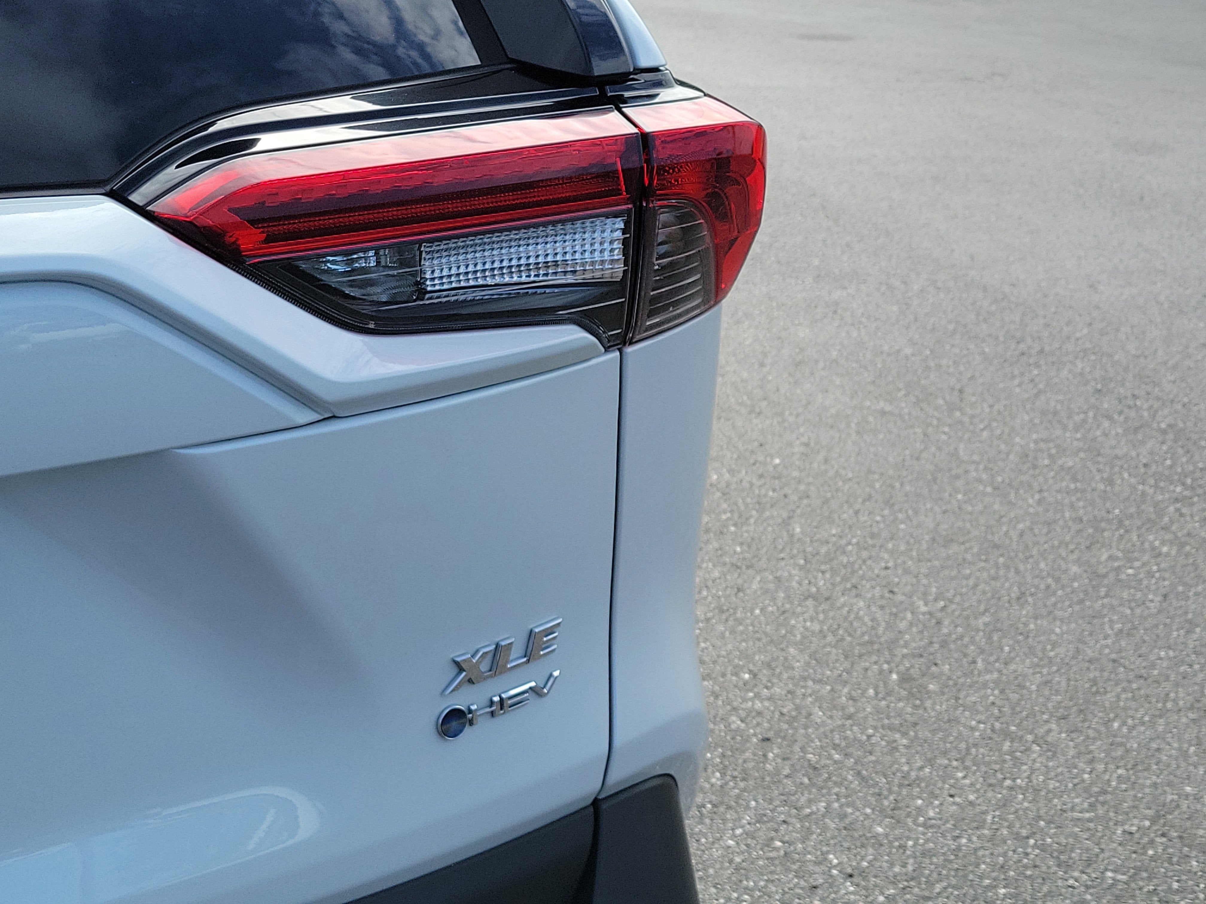 2025 Toyota RAV4 Hybrid XLE Premium