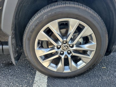 2024 Toyota RAV4 XLE Premium