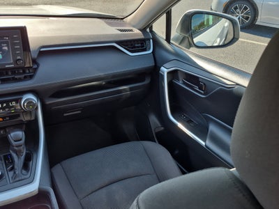 2020 Toyota RAV4 Hybrid LE