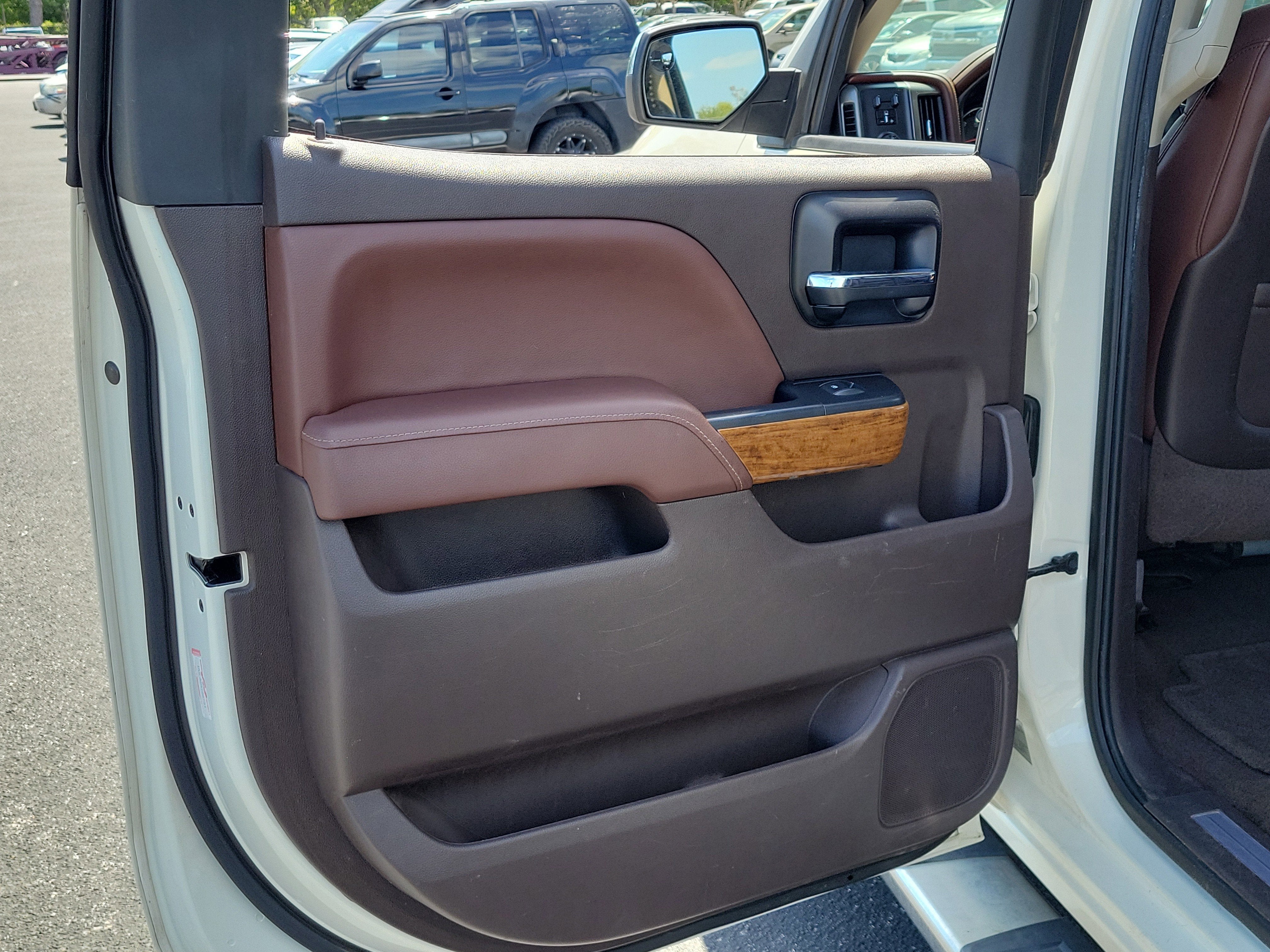 2014 Chevrolet Silverado 1500 High Country