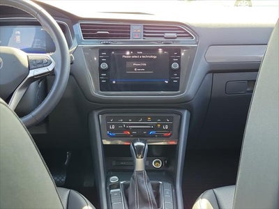 2023 Volkswagen Tiguan 2.0T SE