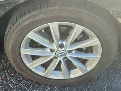 2018 Volkswagen Beetle 2.0T S