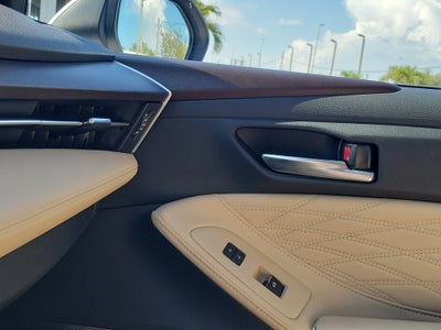 2019 Toyota Avalon Hybrid Limited