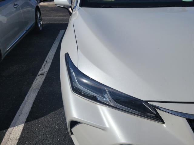 2019 Toyota Avalon Hybrid Limited