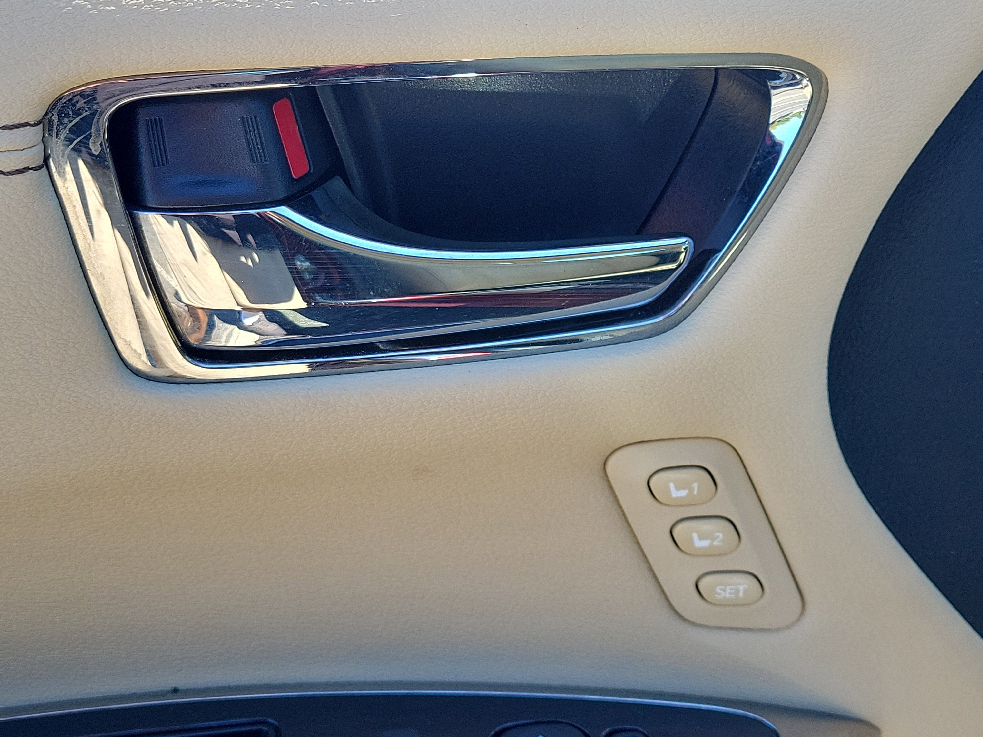 2016 Toyota Avalon Limited