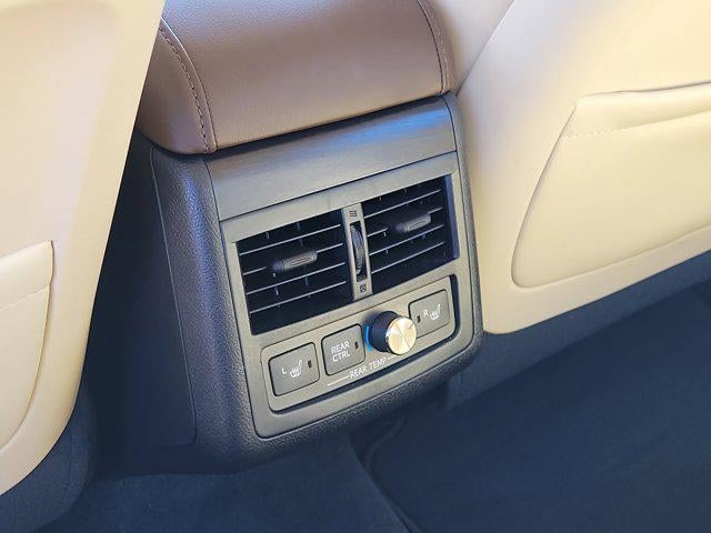 2016 Toyota Avalon Limited