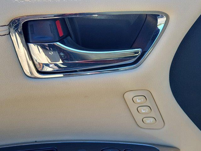 2016 Toyota Avalon Limited