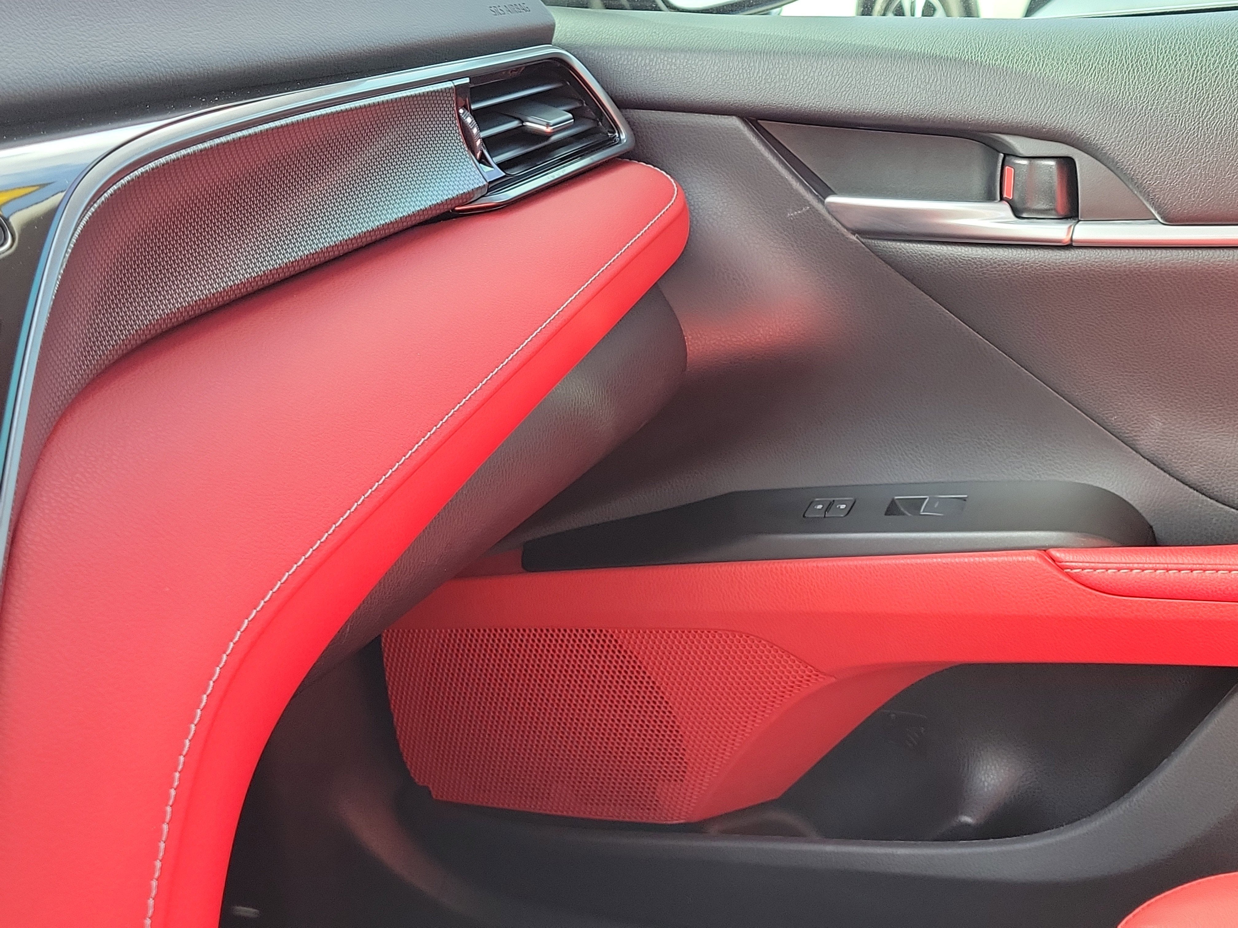 2021 Toyota Camry XSE V6