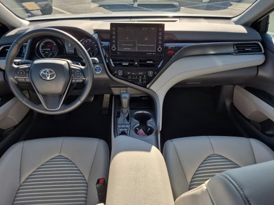 2022 Toyota Camry Hybrid SE