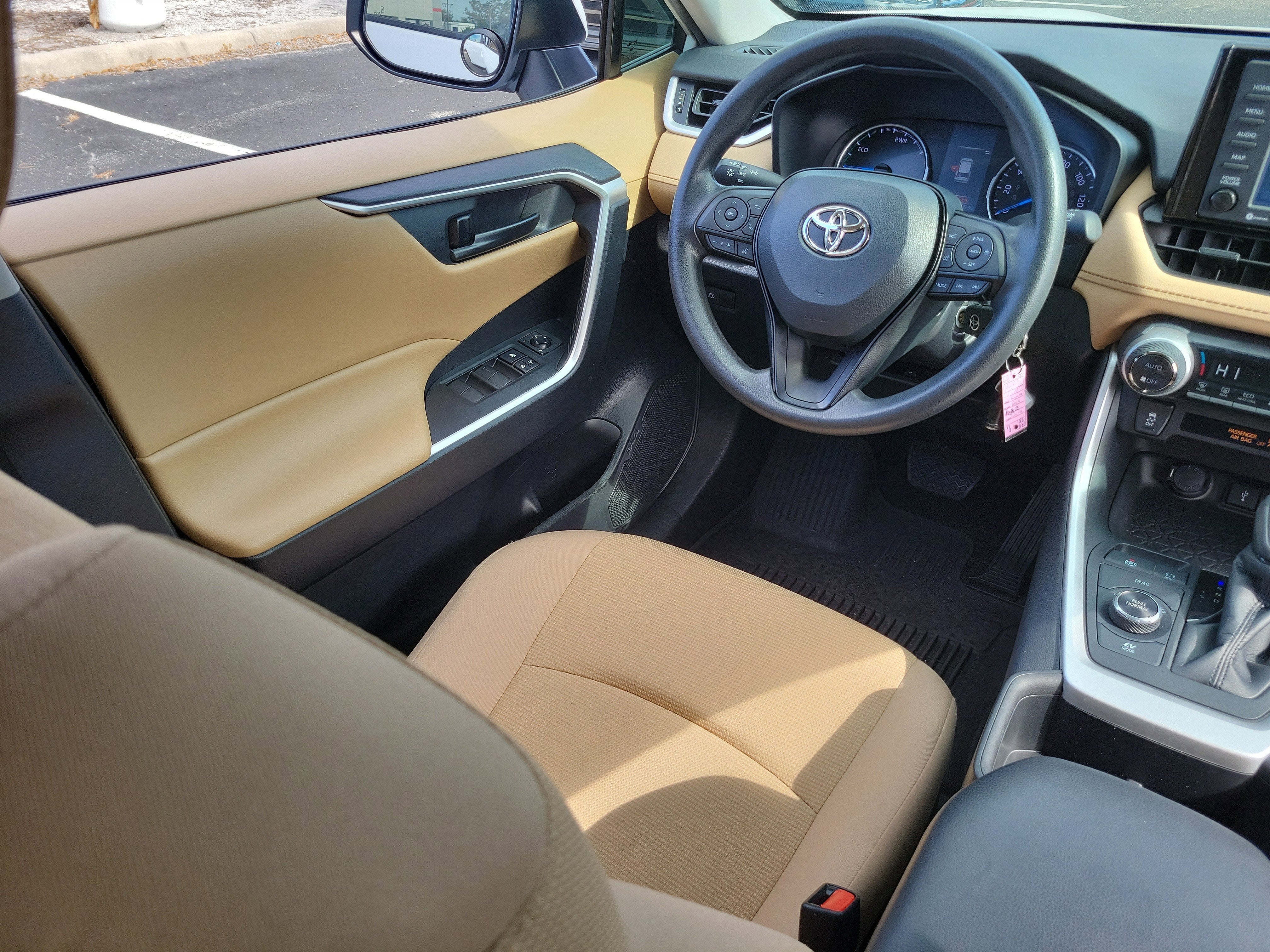 2022 Toyota RAV4 Hybrid LE