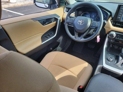 2022 Toyota RAV4 Hybrid LE