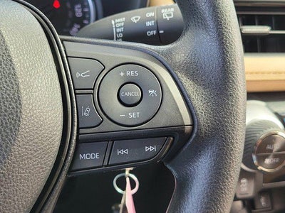 2022 Toyota RAV4 Hybrid LE