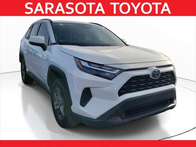 2022 Toyota RAV4 Hybrid XLE