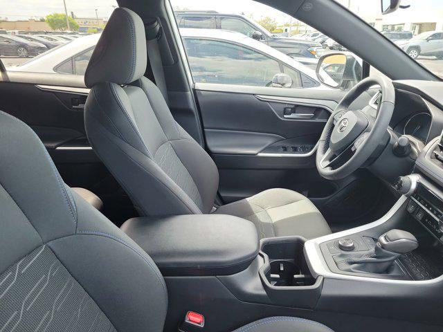 2023 Toyota RAV4 Hybrid SE