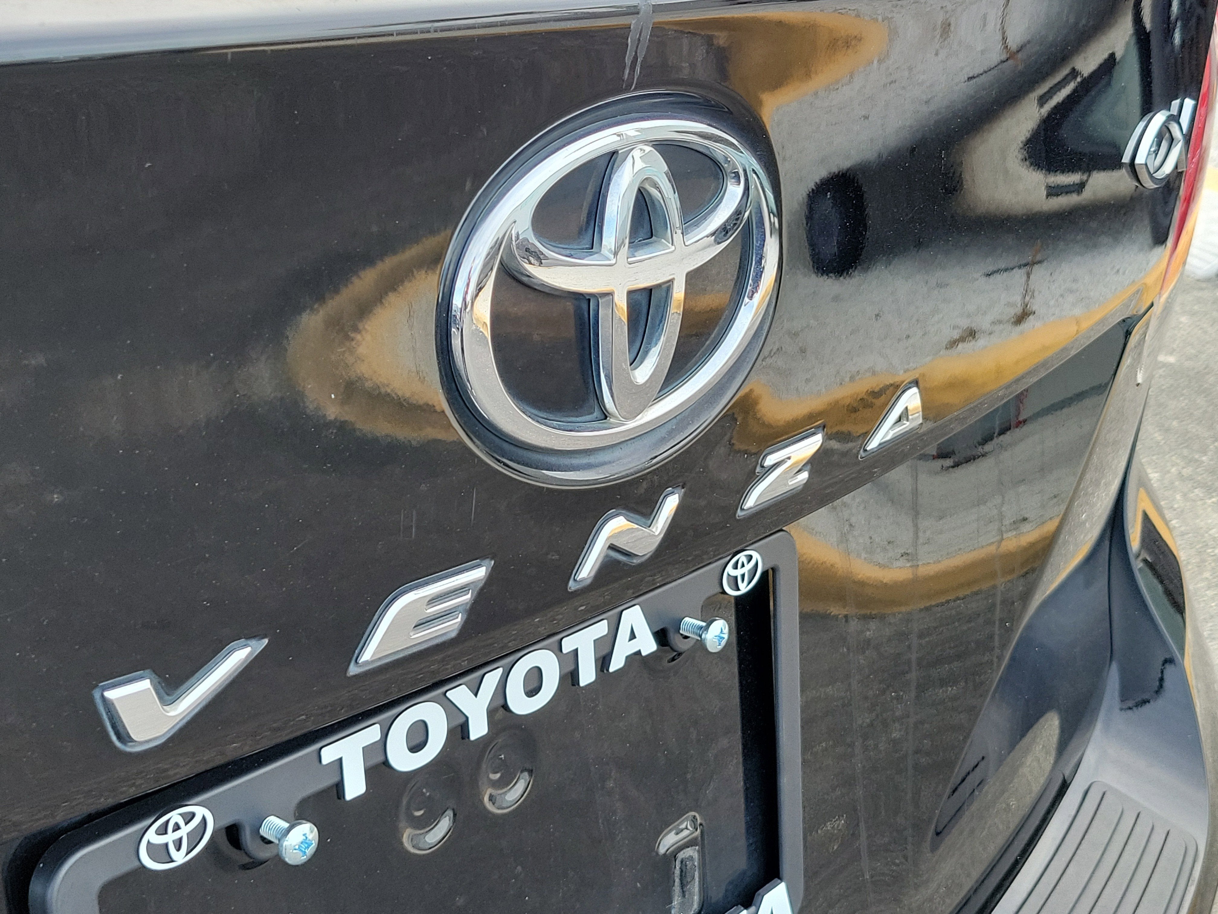 2011 Toyota Venza 4dr Wgn V6 FWD (Natl)