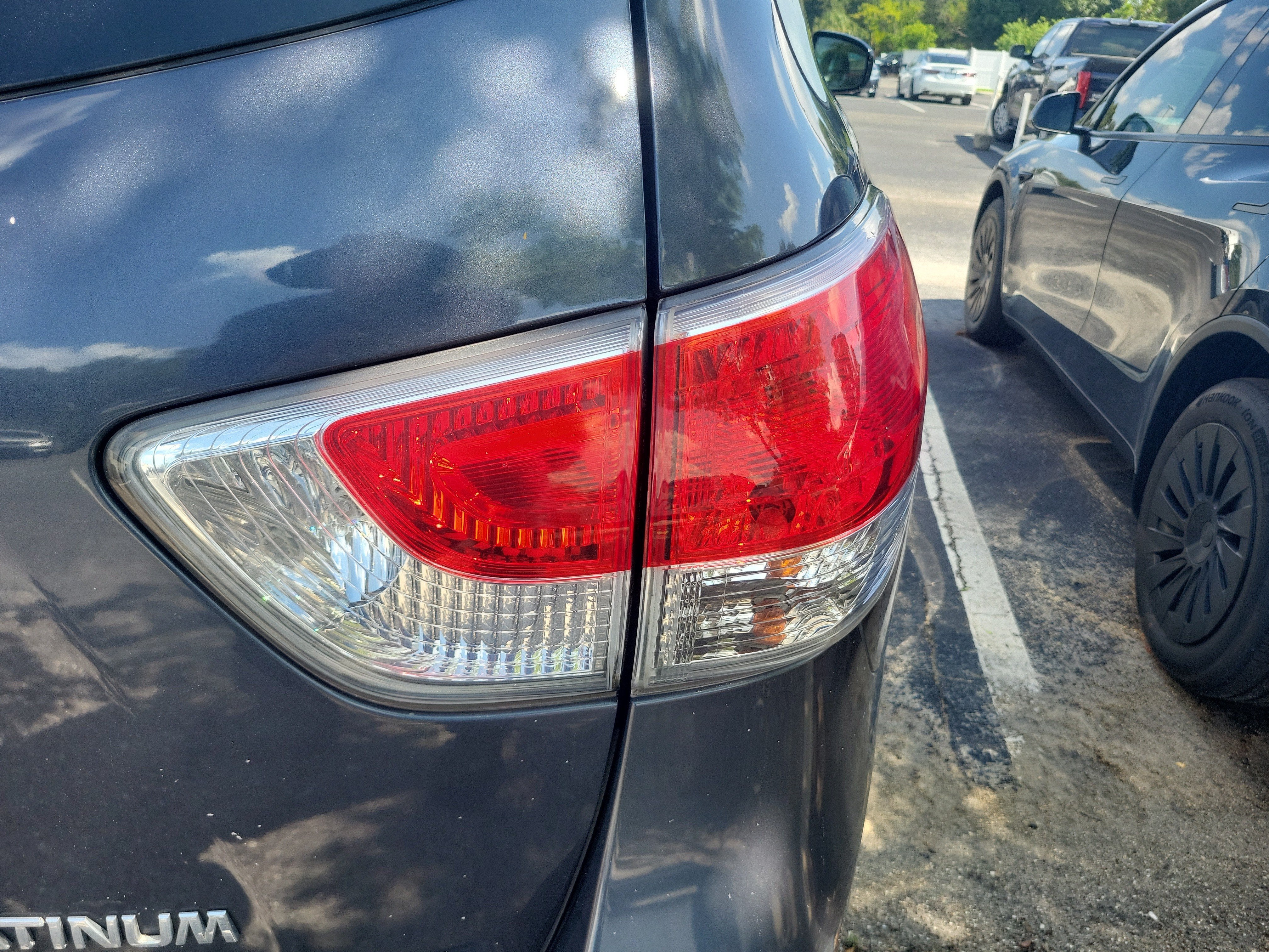 2014 Nissan Pathfinder Platinum