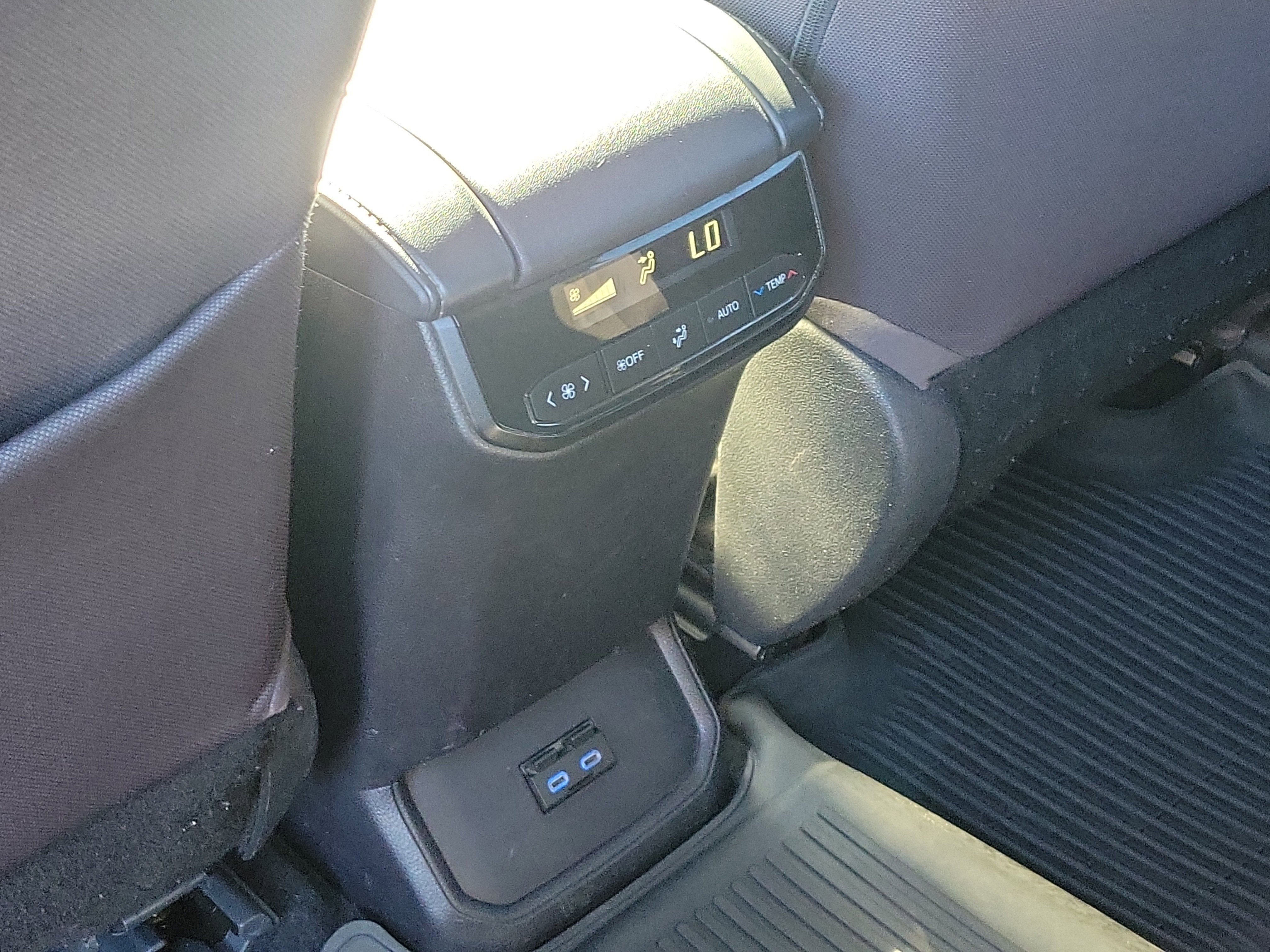 2022 Toyota Highlander L