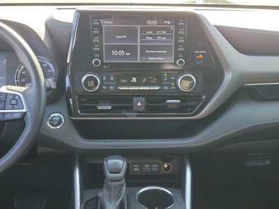 2022 Toyota Highlander L