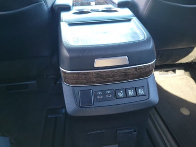 2025 Toyota Sienna Platinum